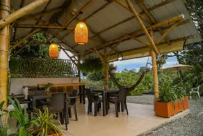 Exclusive property near theme parks. - Image 5