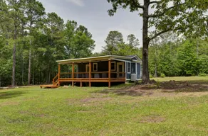 Cozy Cabin-Near Lake Murray - Image 3