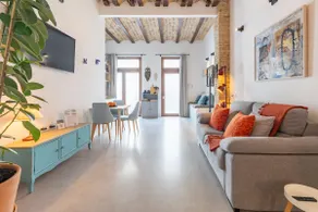 Cozy Studio with Terrace in Ruzafa by Invalencia - Image 2