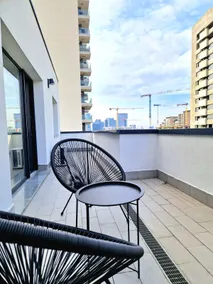 Onix Penthouse 18, Premium Parking - Image 3