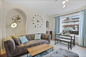 -Bed Newcastle Home Near Airport & City | Parking - Image 3