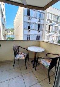 Lagoa Flat Residence Service with pool and garage - Image 2