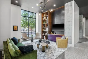 Lux 2BR Apt w/ Pool and Gym - Image 5