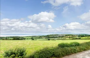 Pump Cottage, Whitford - Scenic rural location - Image 3