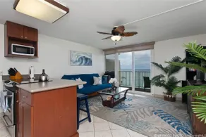 ”Blue Pacifica” On the beach w/ Kitchen & AC! - Image 3