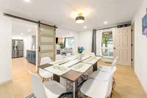 Newly Renov Spacious 4BR w/ WIFI by Airport N Mall - Image 4