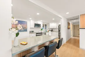 Newly Renov Spacious 4BR w/ WIFI by Airport N Mall - Image 3