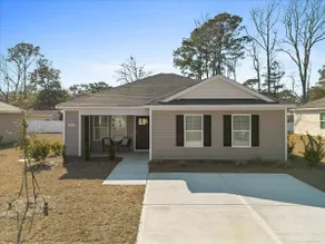 Superhost | Modern 3BR Coastal Retreat | Near OIB - Image 2