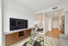 1 BDRM Apt | Navy Yard - Buzzard Point | Placemakr - Image 2
