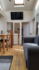 Flat in Cambridge City Center - Image 3