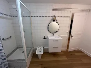 Garden-level apartment - Image 4