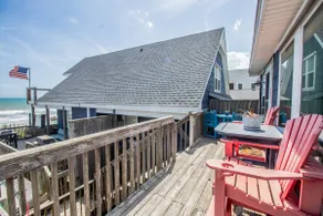 LunaSea - 2 Bed Oceanfront, Walk to Shop & Dine - Image 5