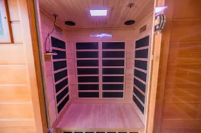 Arcade Private Sauna Large Yard - Image 2