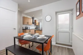 Cosy 3-BR Home in Seaham not far from the beach - Image 2