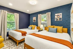 Sauna, Cowboy Pool, Vanity Room, Huge Patio, Wi-Fi - Image 4