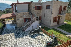 SundayMar Stone House with Private Hot Tub - Image 2