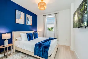 Luxury Condo | Free Parking | Great for Families - Image 3