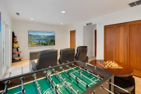 Ultimate Group Getaway Near Ferry, Hot Tub and Games - Image 5