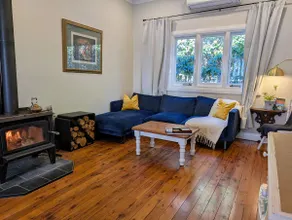 The Wildflower Cottage - Image 4