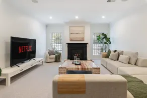 Maison Marie: Cinebar Getaway 4 Bedrooms 2.5 Baths - Image 4