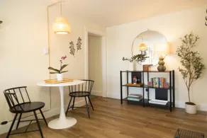 Peaceful & minutes from Old Port w/private parking - Image 2