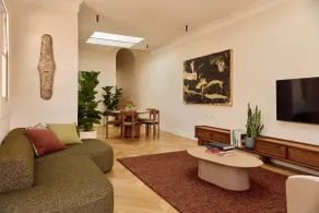 Designer Newtown Apartment + $100 Dining Voucher - Image 4