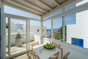 Mykonos Town Apartment with a View - Image 2
