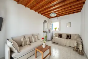 Mykonos Town Apartment with a View - Image 3