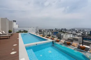 Geko | Chic 1BR near Kennedy Park w/ Pool - Image 3
