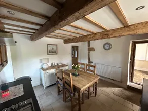 The Barn Cottage - Image 3