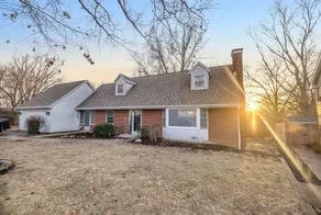 Expansive | 5BR | Lake View | Sleeps 14 - Image 2