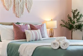 {Surf Shack} ~ Beach ~ Free Parking ~ Sleeps 6 - Image 3