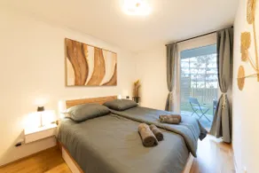 Cozy garden apartment - Image 2