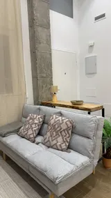 Apartamentos de Miguel Ángel, Modern loft - Image 3