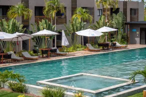 Studio with Pool View in Resort Condominium - Image 2