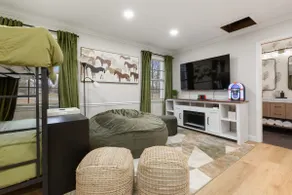 3600SF~2 Kitchens~Hot Tub~Game Room~Backyard~Play - Image 3
