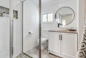 Charlotte Suite - Your Boutique Retreat in Dubbo - Image 4