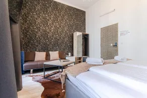 Cozy Hotel Room with View | Mariahilferstr - Image 3