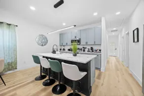 Stylish and Cozy Dallas 3 BDR - Image 4