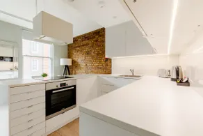 London Holborn Luxury 2BR Apartment - Image 5