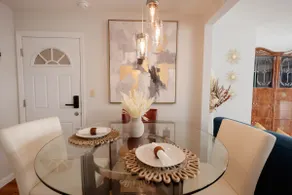 ”The City Nest”-W/WorkSpace-By D&D Vacation Rental - Image 3