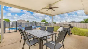 17 Springs | RTJ Golf | Saltwater Pool | Sleeps 8 - Image 4