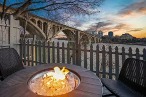 Luxurious Georgetown Riverfront - Image 3