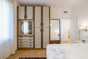 Central Cernobbio - Modern apartment - Image 4