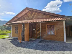 Comfortable and Spacious House Near the City Center - Image 5