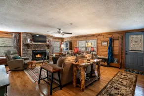 Whispering Winds Cabin-Pet Friendly; 30A RV Hookup - Image 2