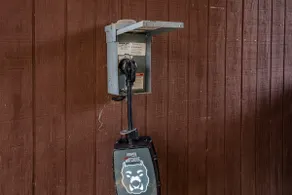 Whispering Winds Cabin-Pet Friendly; 30A RV Hookup - Image 4