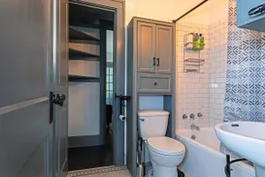 Your Westheimer Dream House! Sleeps 8/4BR/2BA/2PA - Image 5