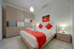 Modern & Cozy 3BR Maisonette with private Terrace - Image 4