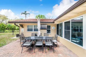 Casa Mar y Sol - Spacious 4 Bedroom Ranch w/ Pool - Image 4